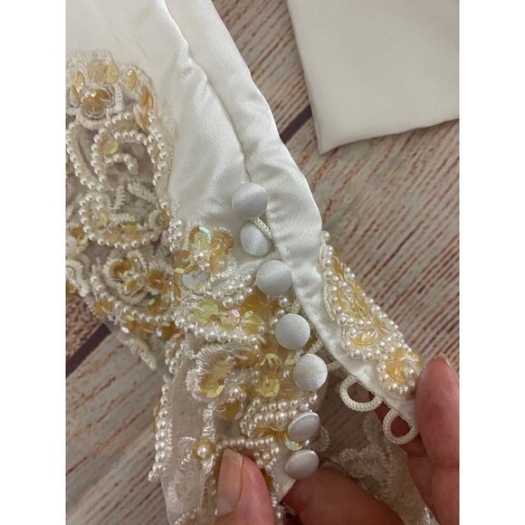 Vintage 90's Demetrios Beaded Puff Sleeve Wedding Dress W/Detachable Train - 0 - Picture 4 of 16